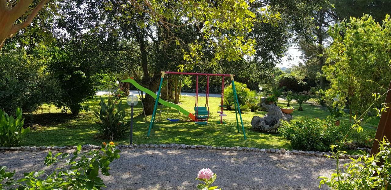 Bed and Breakfast La Macchia Melendugno Exterior foto